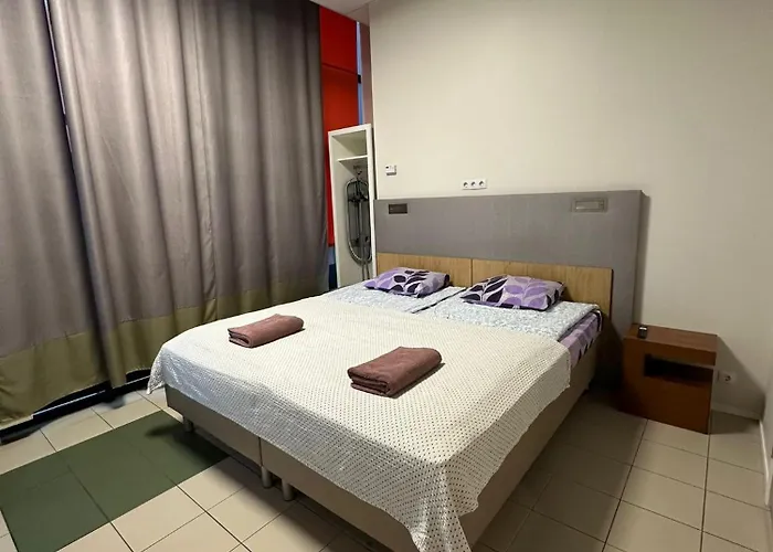 Harbour Studios Near Old Town *